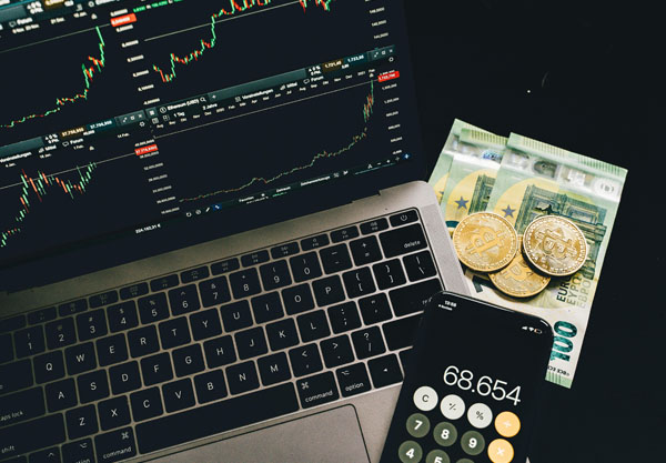 以赚钱为目的，一辈子赚不了大钱-思维脑洞