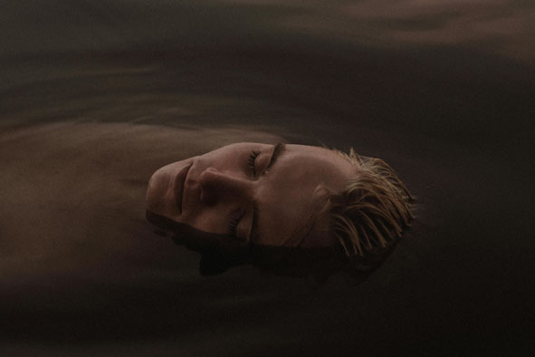 心理防卫：揭秘自我逃避的真相与克服之道-思维脑洞