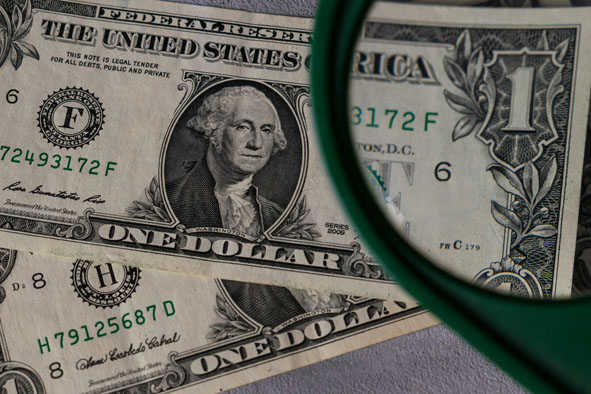 30岁月薪多少才合理？该有多少存款才正常？_ 一个人是否能在30岁以后翻倍收入，就看这三点！-思维脑洞