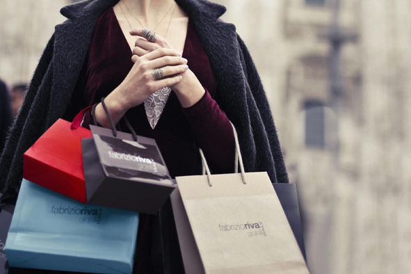 一个人越穷，越应该在这五个地方花钱 ：富人绝对不节省的五种钱，你花过几种？-思维脑洞