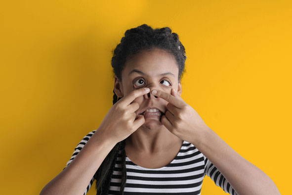 当下社会最可怕的现象：「傻子共振」究竟有多让人上瘾？困住80%人的认知陷阱！-思维脑洞