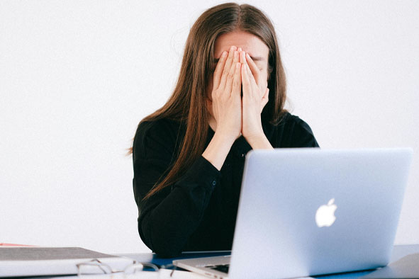 查理·芒格哈佛学校演讲：这6件事毁掉一生｜逆向思维的力量-思维脑洞