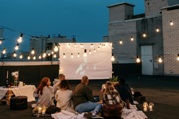 看电影也能提升财商？ 赚钱必看的五部纪录片：最轻松提高财商的方法 ，你看过几部？-思维脑洞